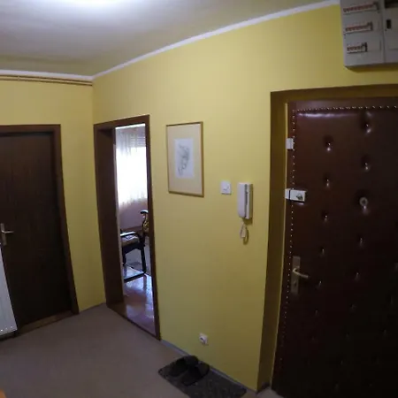 Apartment Roxana Vrdnik