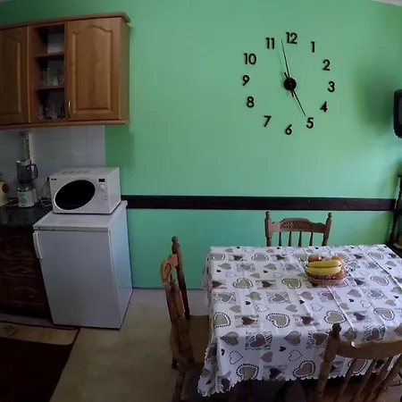Roxana Apartment